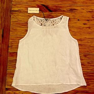 Terzo Millennio Sleeveless White Lace Linen Top